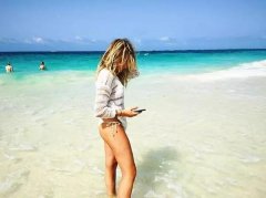 泳衣品牌防晒霜排行榜前十(泳衣泳帽哪个品牌好)