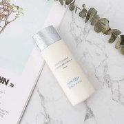 面部干皮防晒霜推荐品牌(适合干性皮肤的防晒面霜品牌)