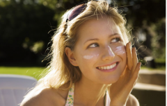 蓝光防晒霜推荐平价品牌(蓝光防晒霜推荐平价品牌女士)