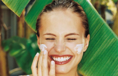 户外防晒霜推荐高端品牌(户外防晒霜推荐高端品牌有哪些)