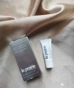 火的西装防晒霜品牌是(什么品牌的防晒霜)