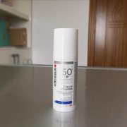 新款户外防晒霜有哪些品牌(户外防晒霜推荐)