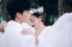 森系穿搭户外品牌防晒霜(森绿色外套好搭吗)