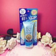 真水晶防晒霜推荐平价品牌(不防水的防晒霜有哪些牌子)