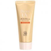 屈臣氏品牌防晒霜推荐哪款(屈臣氏哪款防晒好用)