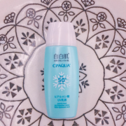 水性防晒霜哪个品牌好(防晒霜哪个牌子的防晒防水果好)