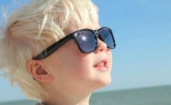 5岁宝宝防晒霜品牌(五岁小孩能用防晒霜吗)