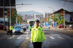 交警用的防晒霜是什么品牌(汽车防晒品牌)