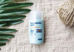 女初中军训防晒霜推荐品牌(初一军训防晒霜用哪个牌子的好)