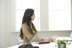 上班族防晒霜选择哪个品牌(防晒霜用什么品牌好)