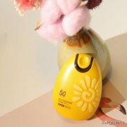 哪个品牌的防晒霜比较美白(哪个品牌的防晒霜比较美白好用)