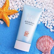 黄褐斑患者防晒霜推荐品牌(黄褐斑用哪个牌子祛斑霜)