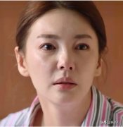 明星常用的身体防晒霜品牌(明星常用的身体防晒霜品牌大全)