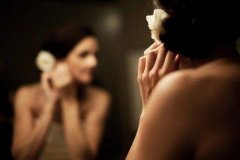 上海下巴整形费用多少(上海做下巴手术多少钱)