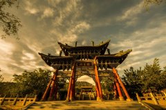 西部好的防晒霜品牌是哪个(西部好的防晒霜品牌是哪个牌子)