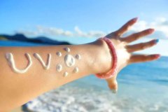 防晒霜高端日本品牌(日本防晒霜哪个牌子的防晒果好)