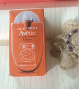 雅漾纯品牌防晒霜(雅漾防晒霜哪款好用)