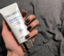 品牌中学生二合一防晒霜(学生党平价防晒霜)