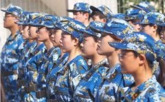 大学军训防晒霜平价品牌(大学生军训适合用什么牌子的防晒霜)