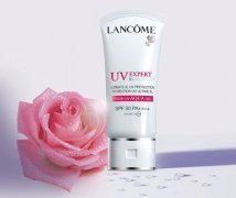 南方用的防晒霜有哪些品牌(南方用的防晒霜有哪些品牌好用)