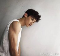 白敬亭代言过的防晒霜品牌(白敬亭代言的护肤品)