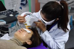 韩国面部整形价格是多少(韩国整形多少钱人民币)