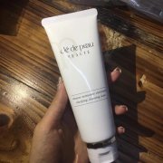 品牌四合一防晒霜推荐(隔离防晒霜二合一哪个牌子好)