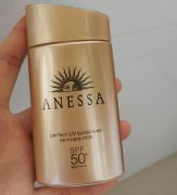 适合油性男生的防晒霜品牌(适合油性男生的防晒霜品牌推荐)