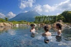 适合泳衣防水防晒霜的品牌(适合泳衣防水防晒霜的品牌)