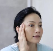 中年妈妈防晒霜平价品牌(中年妈妈防晒霜平价品牌推荐)