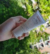 干皮防晒霜哪个品牌好用(干皮好用的防晒霜排行榜)