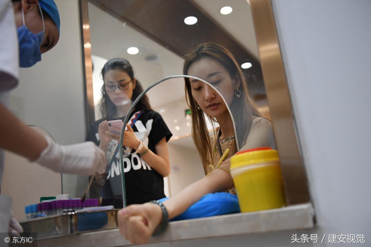 安徽合肥：模特闺蜜同时做隆胸手术，手术仅用了一个小时