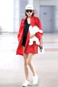 女款西服防晒霜推荐品牌(秋冬适合什么牌子的防晒霜)