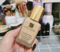 适合痘痘肌的防晒霜品牌(适合痘痘肌的防晒乳)