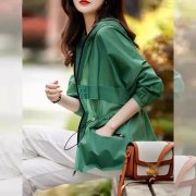 品牌男薄款防晒霜推荐(男士平价防晒霜)