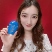 国产防水防汗防晒霜品牌(什么牌子的防晒霜防水防汗)